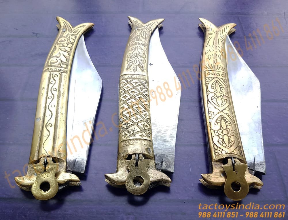 Rampuri Chaku Medium Vintage Antique Indian Knife Classic Churi Leverlock Handmade