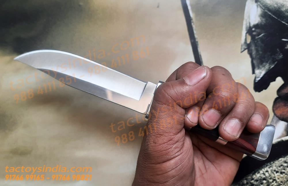 Columbia-B020-Simple-Classic-Knife-8 Columbia B020 Simple Classic Knife / 440c Steel / Made like a Gun / Travelers Special Pocket Size / Full tang / Unique Red, Black wood n SS handle Tactoysindia.com