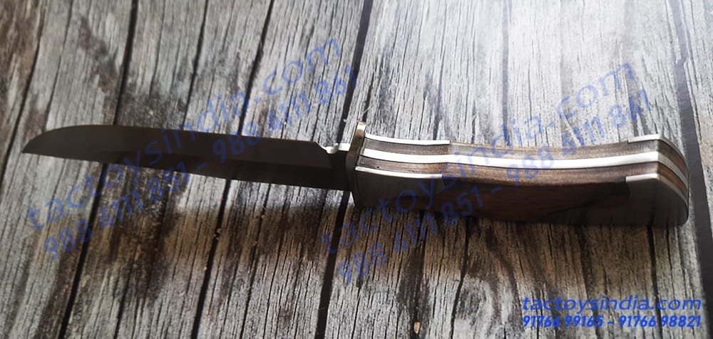 Columbia XF66 Classical Vintage desing full tang knife blade / 330c tempered Knife / Engraved Stainless Steel And Hardwood handle Survival knife Tactoys India