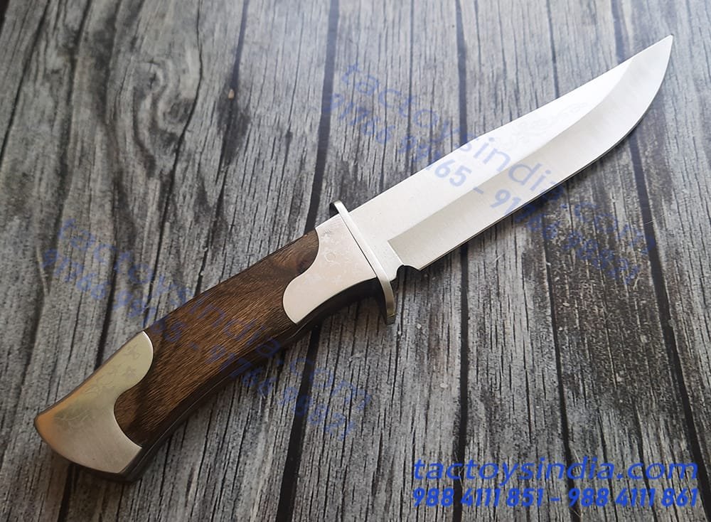Columbia XF66 Classical Vintage desing full tang knife blade / 330c tempered Knife / Engraved Stainless Steel And Hardwood handle Survival knife Tactoys India