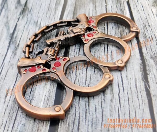 Antique-Hand-Cuffs-and-Revolver-Gun-Colour-Thick-Metal-knuckleduster–-knuckles-knucks-knucklering