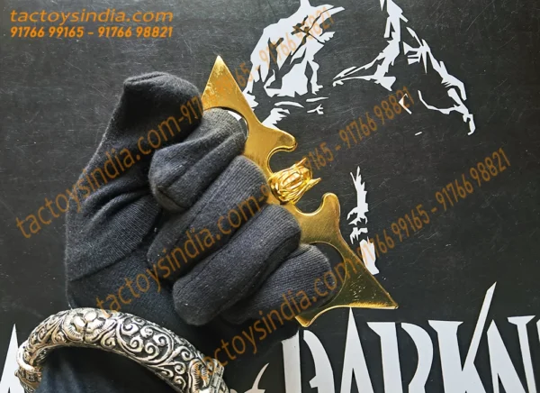 Batarangwideflip-ableknucklepunchwithspikes - Batarang wide flip able knuckle punch with spikes 5